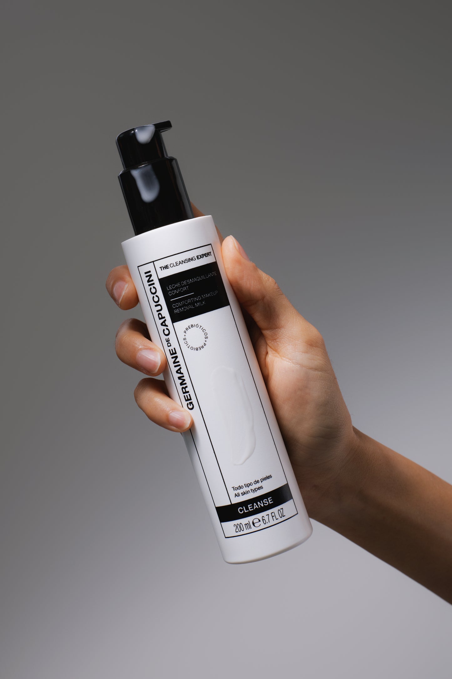 Comforting make-up removal milk